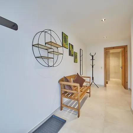 Atzingerberg * Maishofen