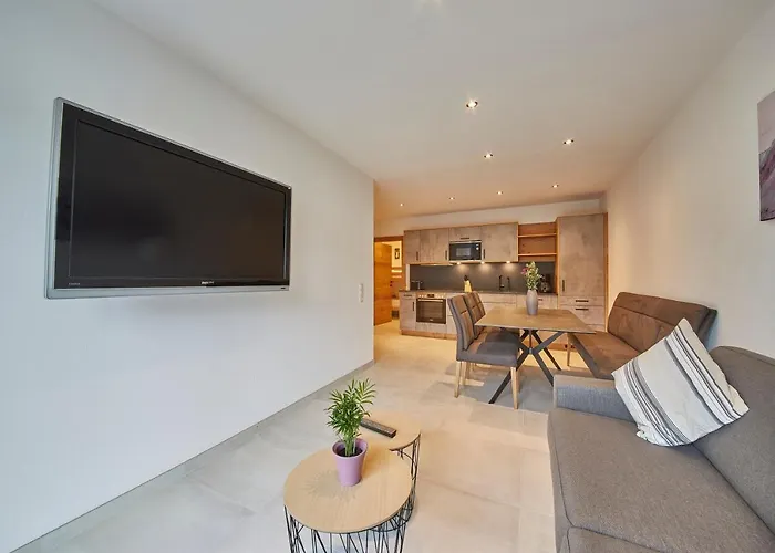 Atzingerberg Apartamento Maishofen